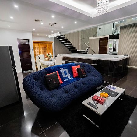Luks Lofts Hotel & Residences Batangas Exterior foto